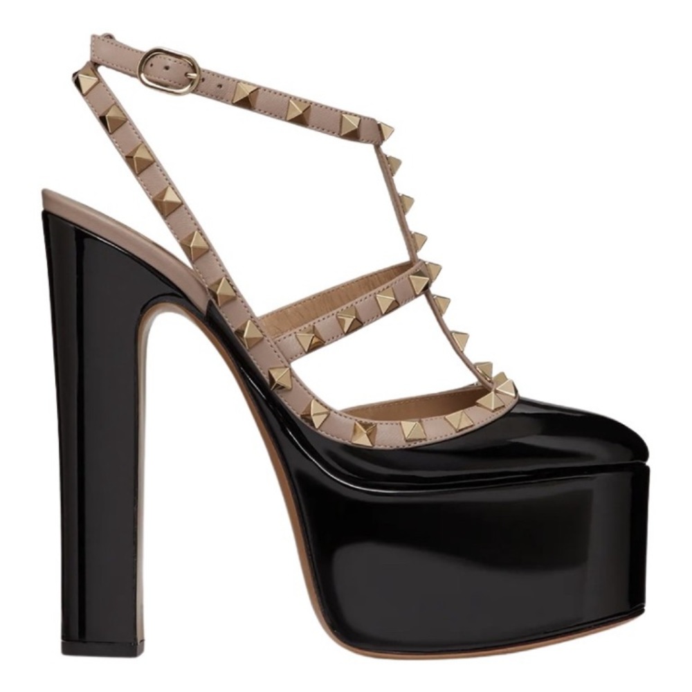 Valentino Garavani heel